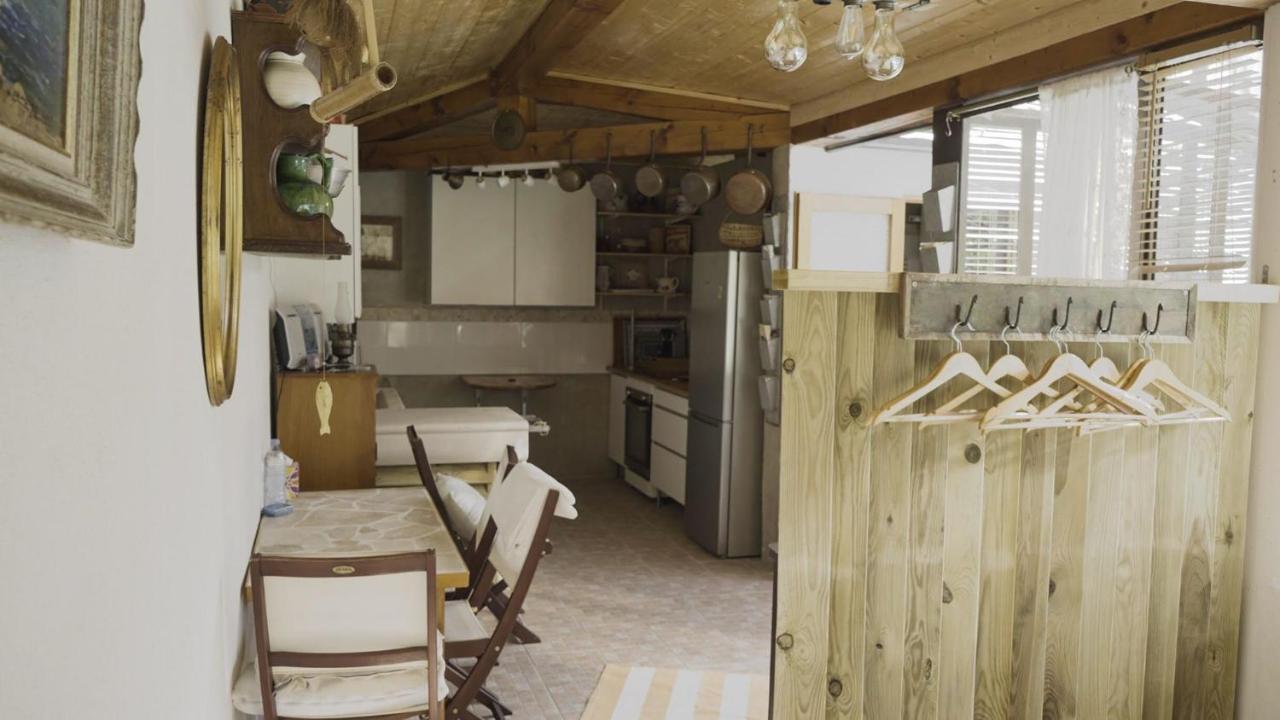 Une Petite Maison Entre Vignes Et Mer ラ・キャディエール・ダズール エクステリア 写真