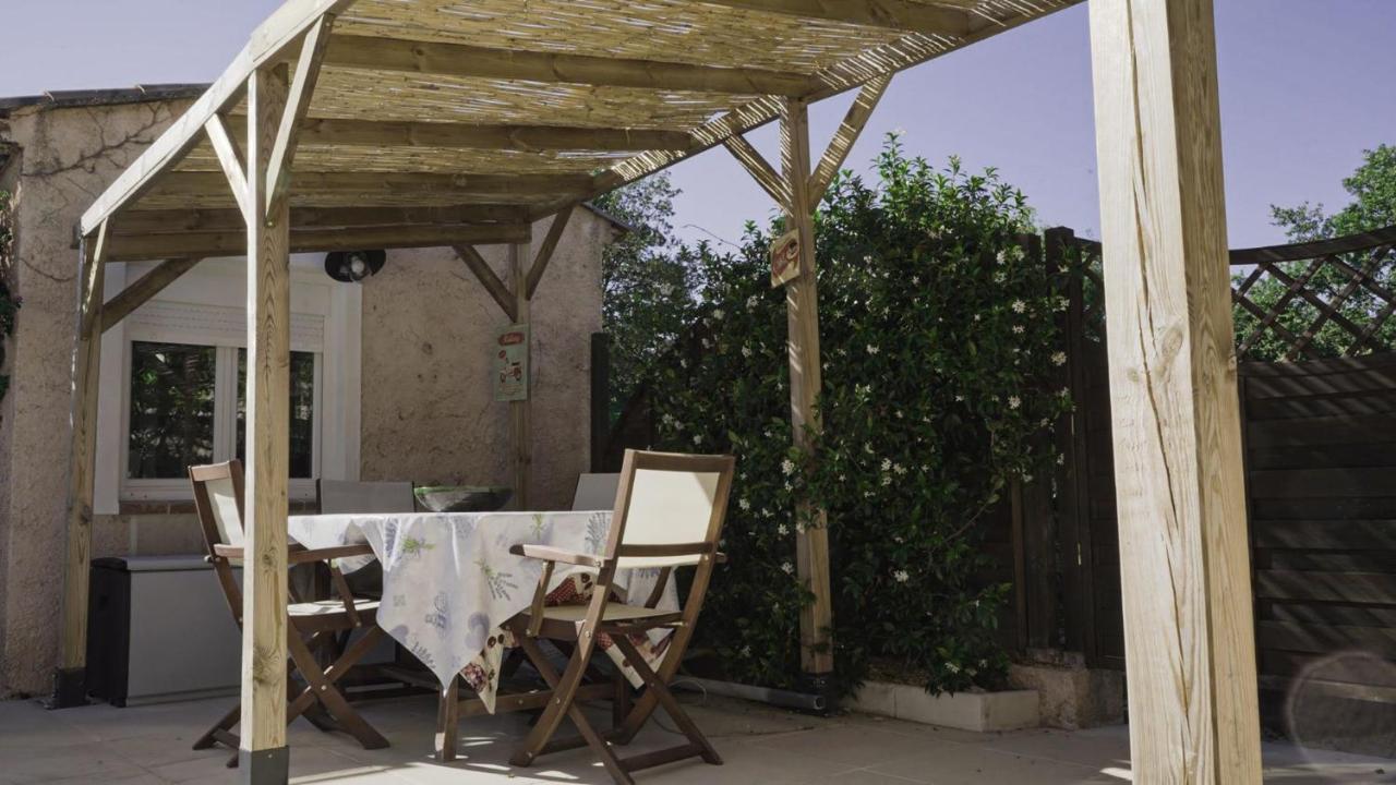 Une Petite Maison Entre Vignes Et Mer ラ・キャディエール・ダズール エクステリア 写真